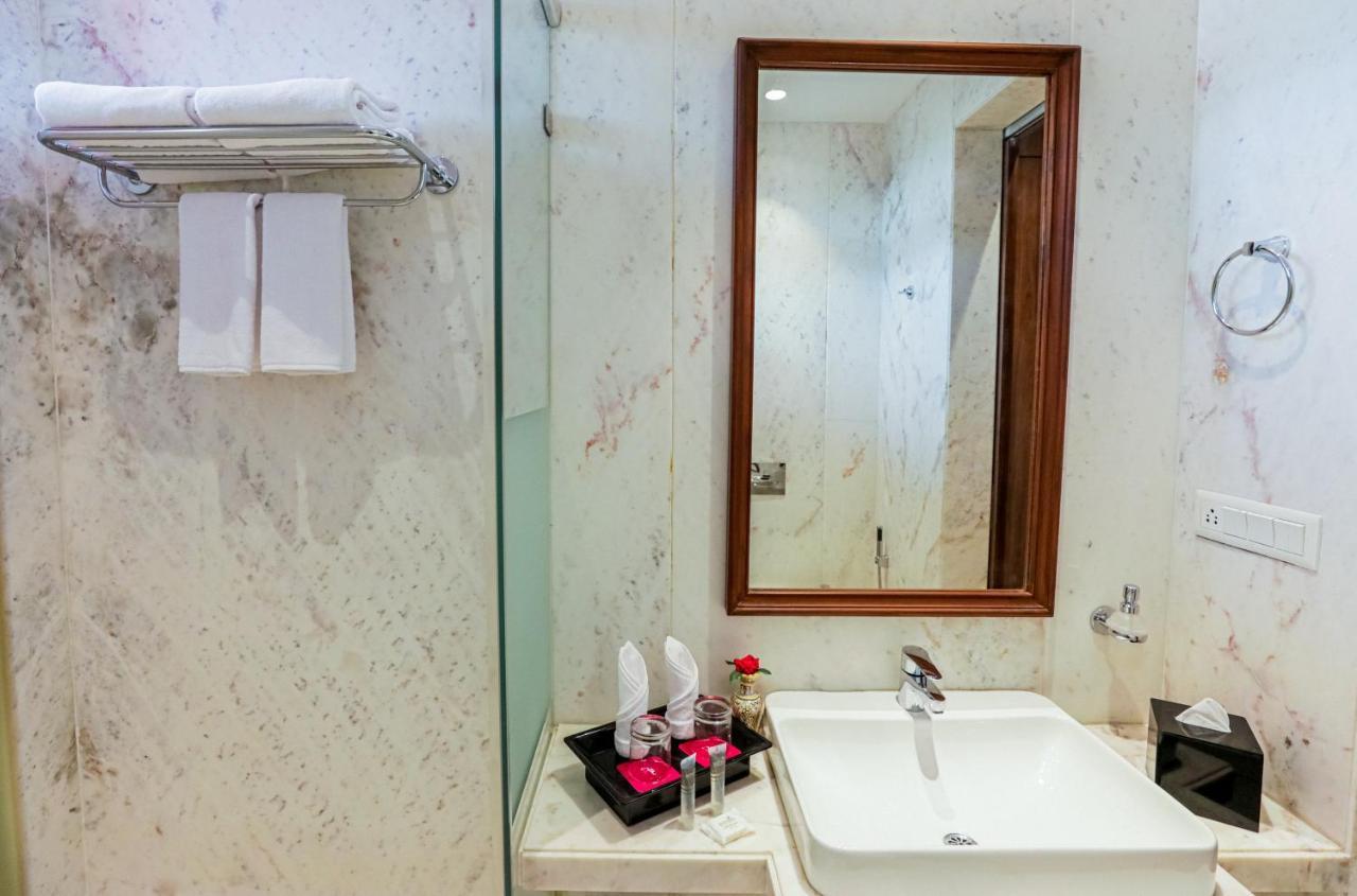 Gulab Kothi By Royal Orchid Hotels Limited ורנאסי מראה חיצוני תמונה