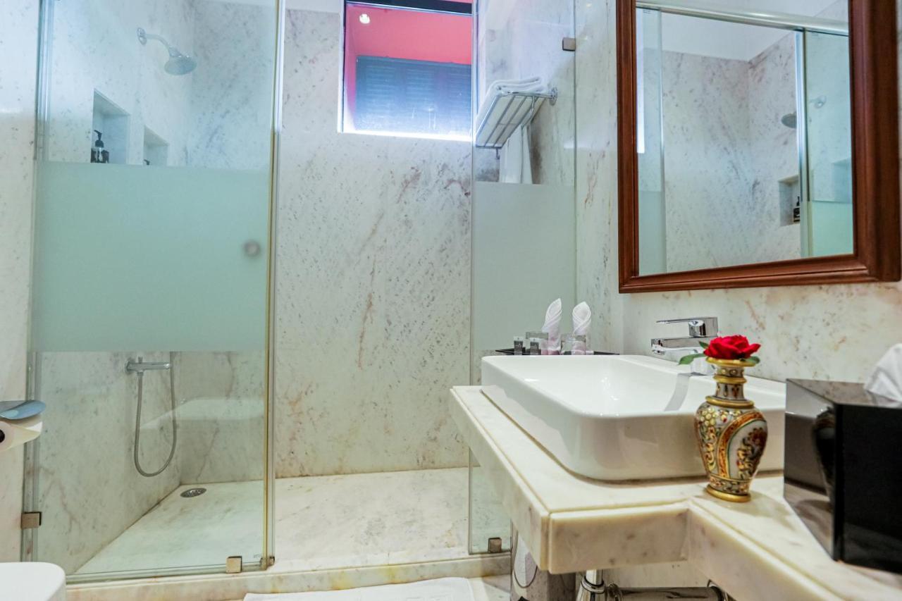 Gulab Kothi By Royal Orchid Hotels Limited ורנאסי מראה חיצוני תמונה